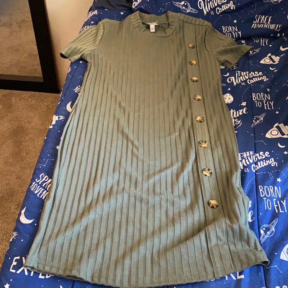 Green dress